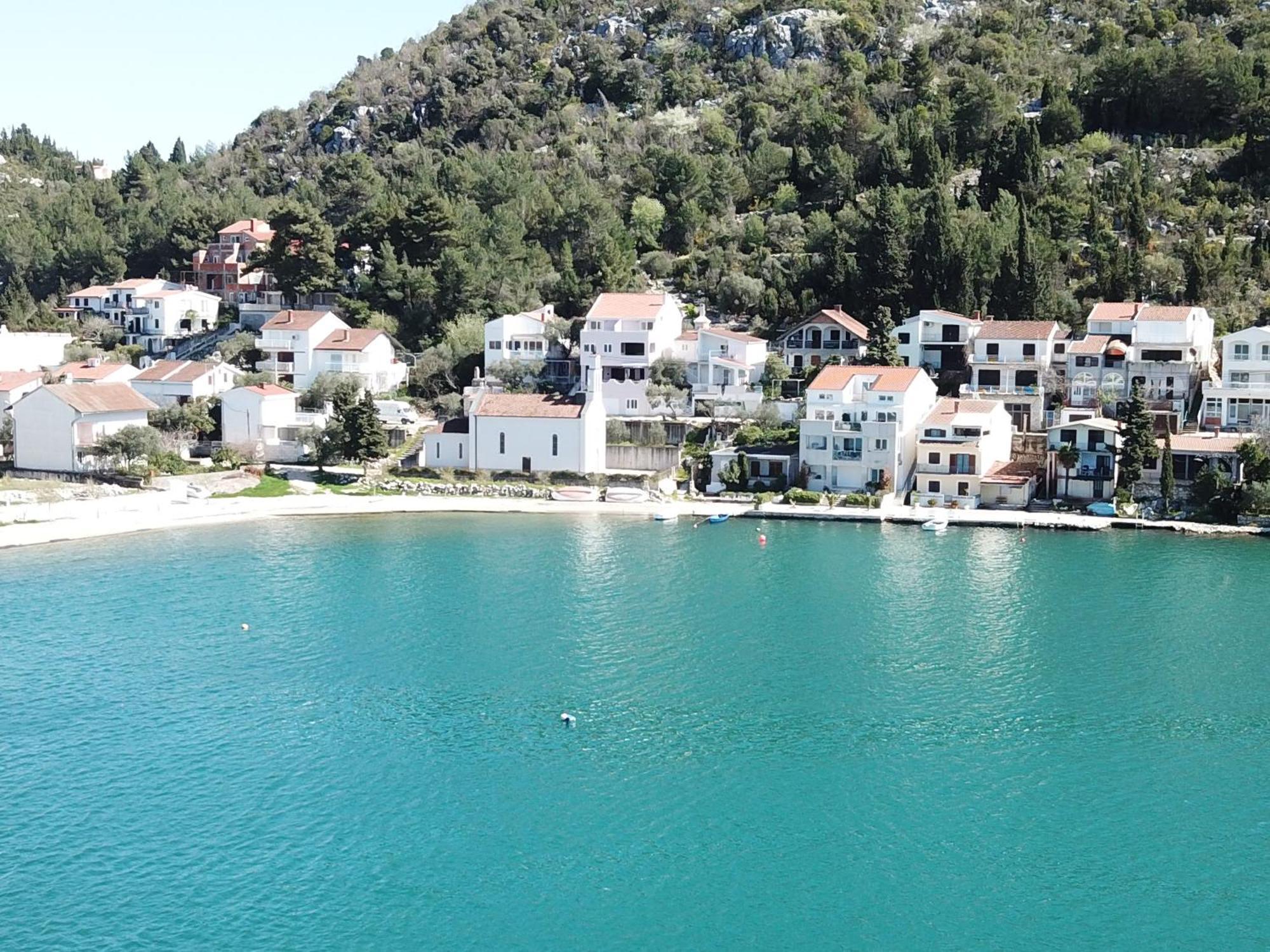 Apartments Azzurro بلاتشي المظهر الخارجي الصورة