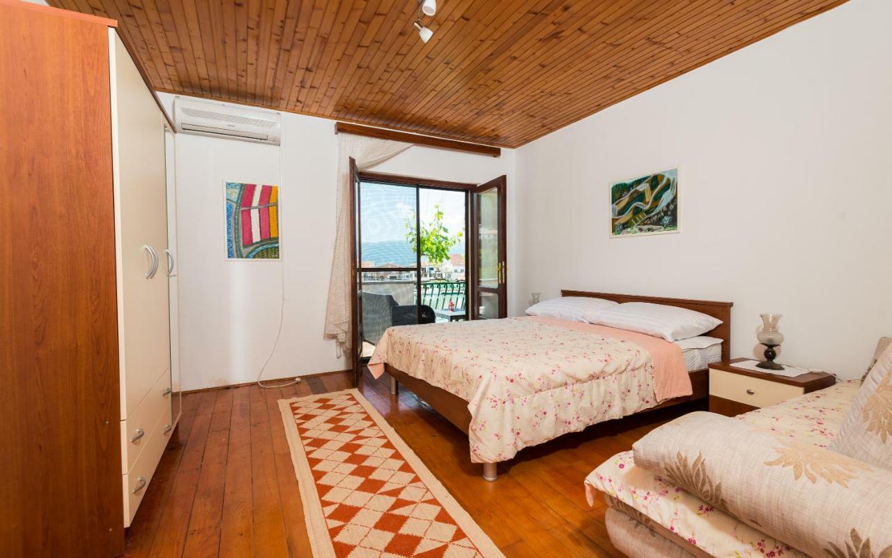 Apartments Azzurro بلاتشي المظهر الخارجي الصورة
