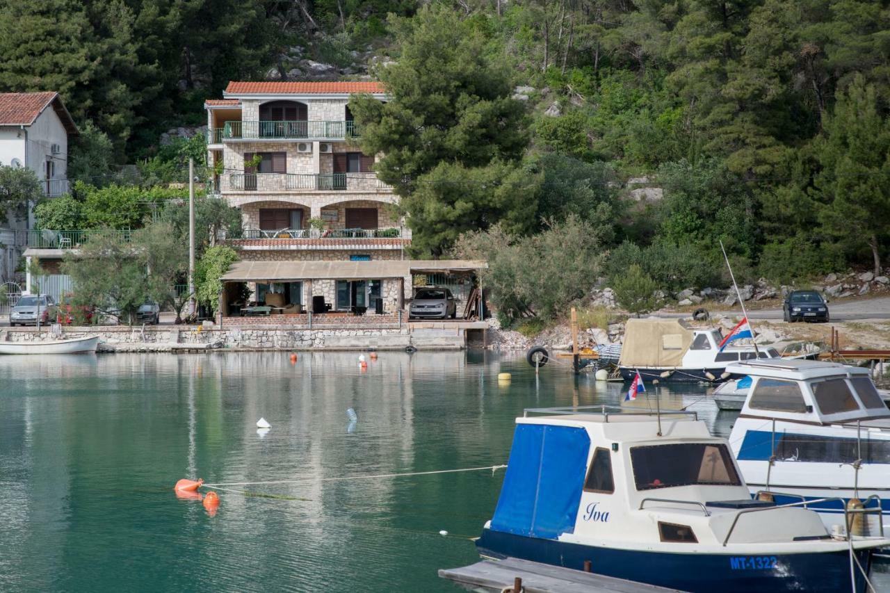 Apartments Azzurro بلاتشي المظهر الخارجي الصورة